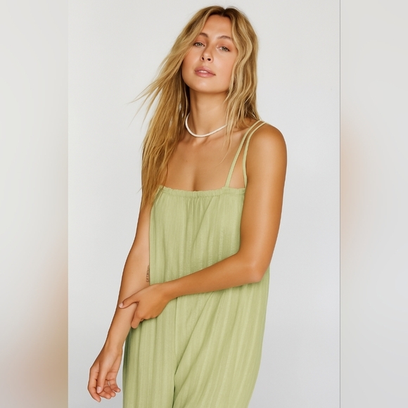 Nasty Gal Textured Cotton Tie Back Cover Up Jumpsuit Olive 12 NEW - Picture 2 of 9